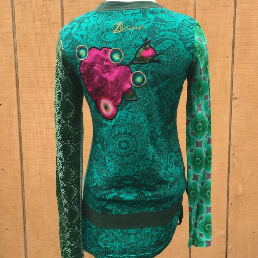 DESIGUAL - "We Love" Top - Picture 3 of 10